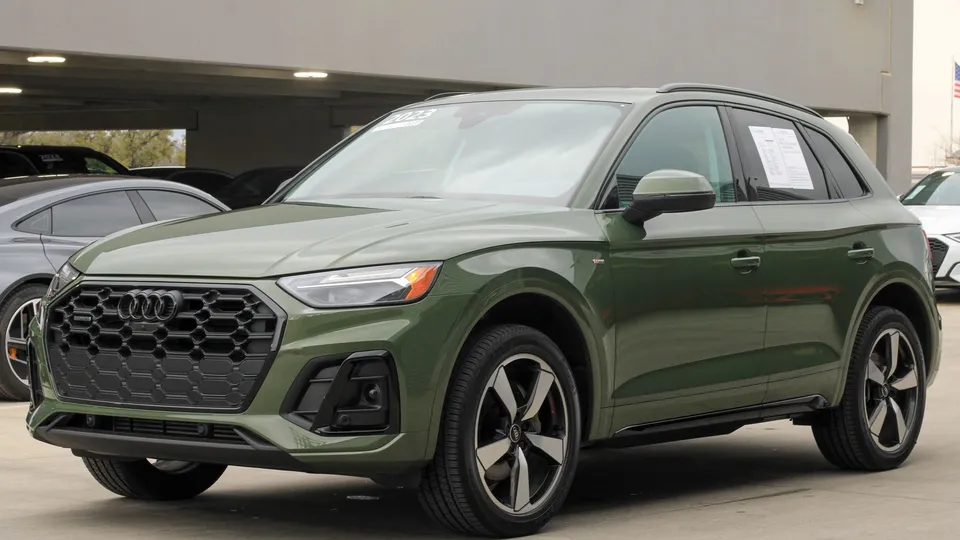 奥迪 Q5 量产 SUV
